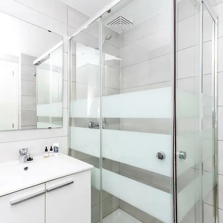 Sivella By Homevillas360 Поланко