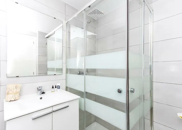 Sivella By Homevillas360 Поланко